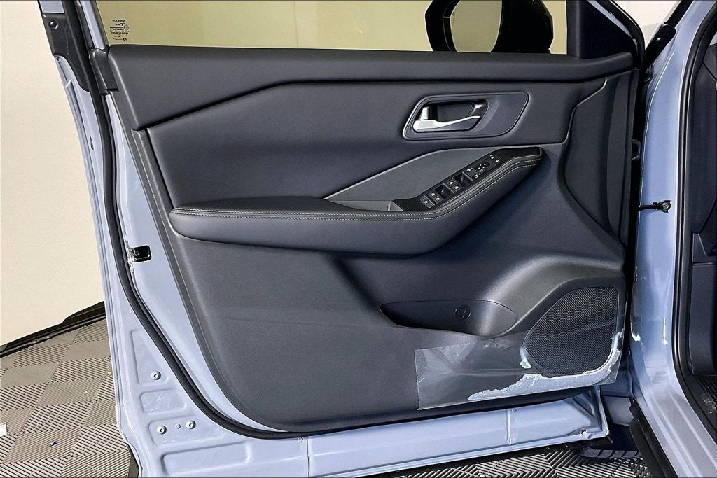 2027 Nissan Rogue SV
