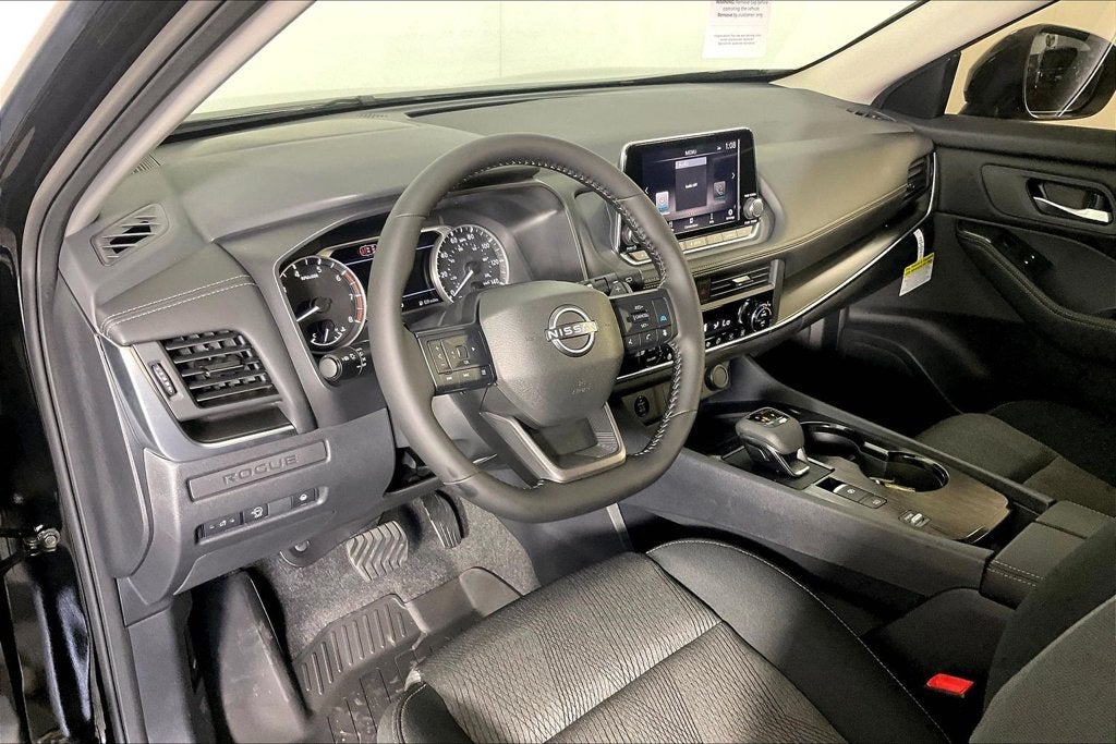 2027 Nissan Rogue SV