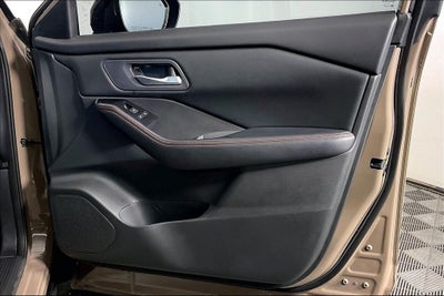 2025 Nissan Rogue Rock Creek®