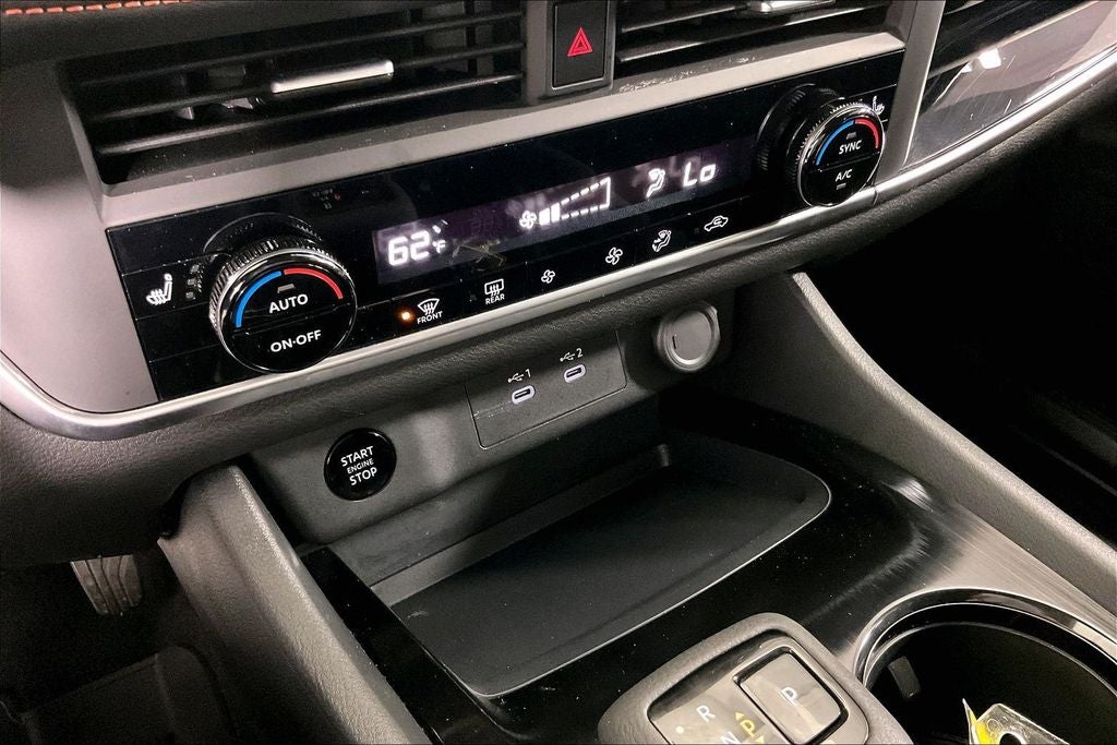 2025 Nissan Rogue Rock Creek®