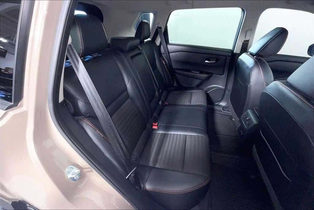 2025 Nissan Rogue Rock Creek®