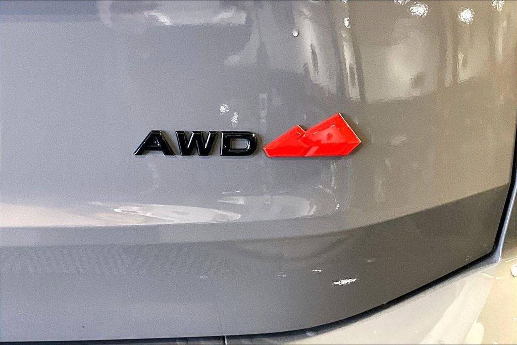 2025 Nissan Rogue Rock Creek®