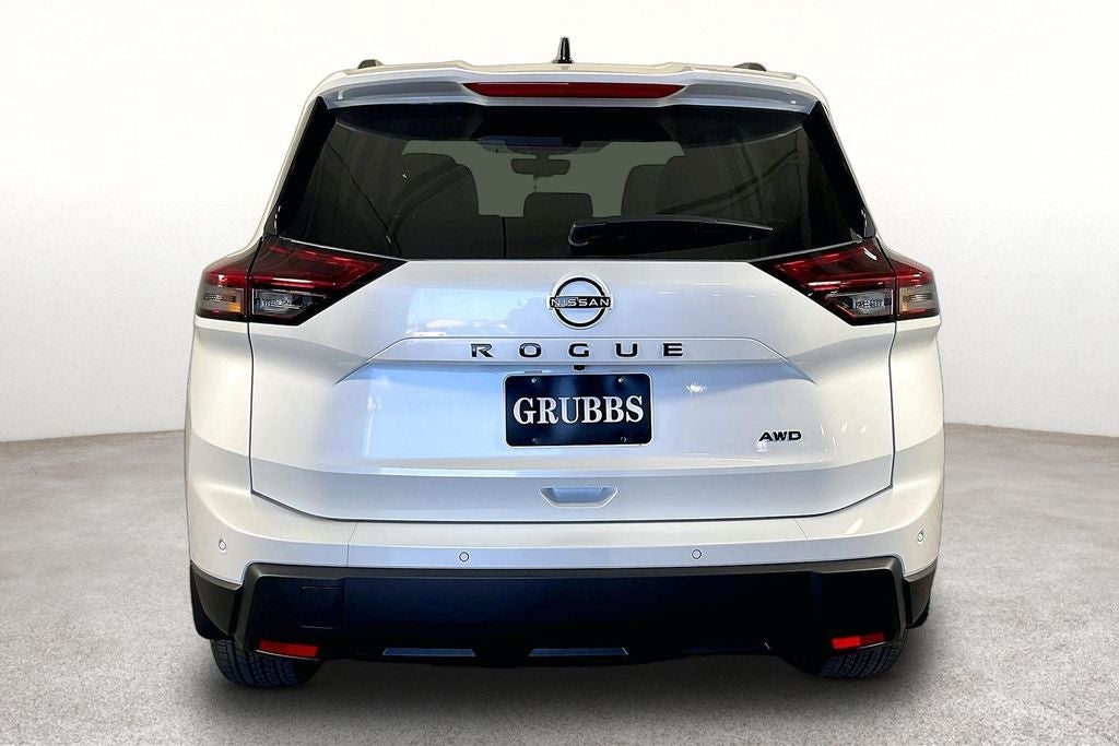 2026 Nissan Rogue Dark Armor™