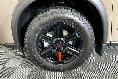 2025 Nissan Rogue Rock Creek®