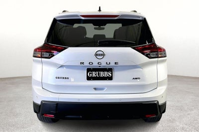 2026 Nissan Rogue Dark Armor