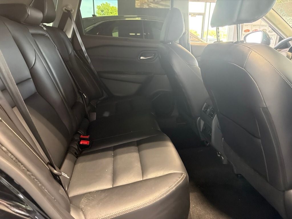 2022 Nissan Rogue SL
