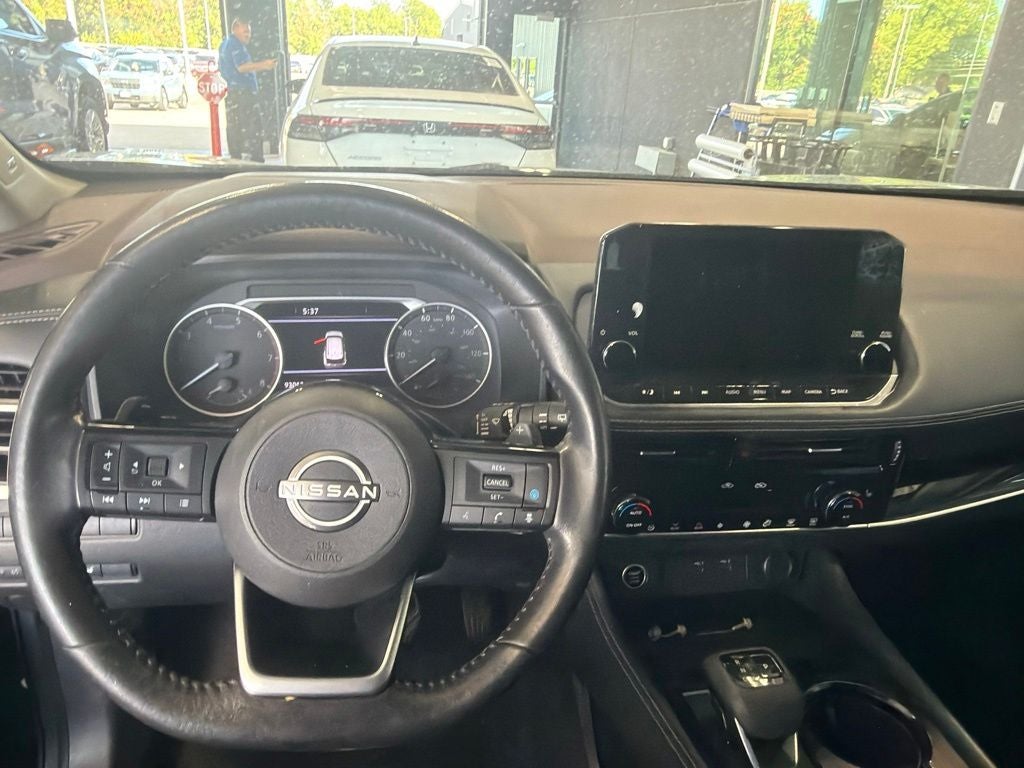 2022 Nissan Rogue SL