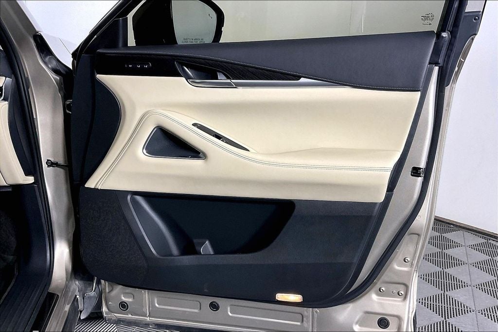 2023 INFINITI QX60 Sensory