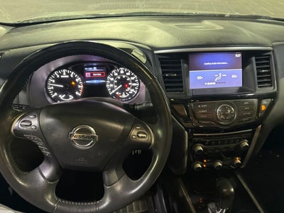 2018 Nissan Pathfinder SV