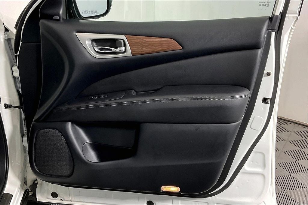 2019 Nissan Pathfinder Platinum