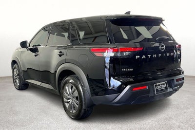 2025 Nissan Pathfinder S