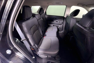 2025 Nissan Pathfinder S