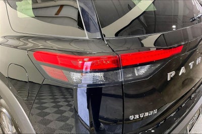 2025 Nissan Pathfinder S