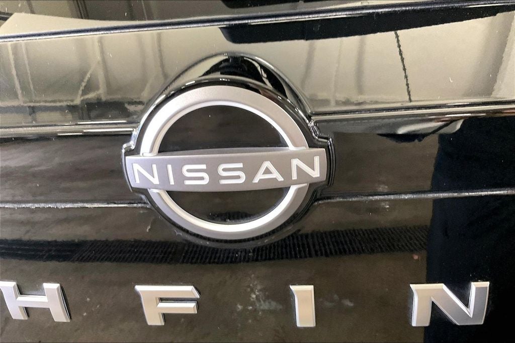 2025 Nissan Pathfinder S