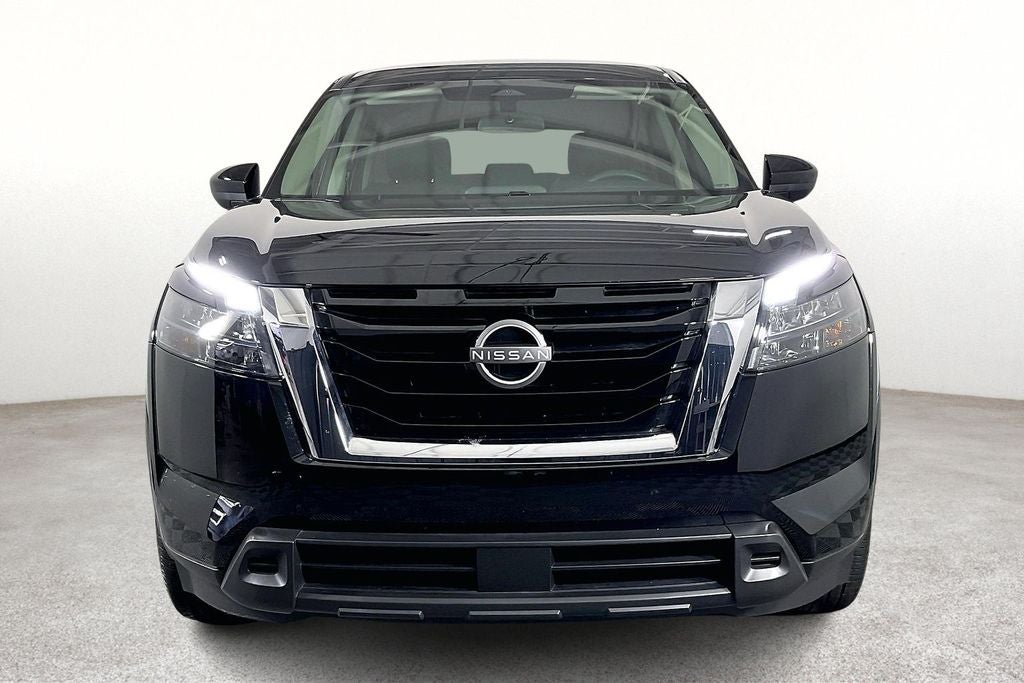 2025 Nissan Pathfinder S