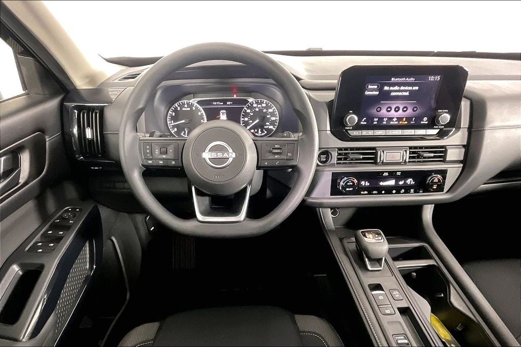 2025 Nissan Pathfinder S