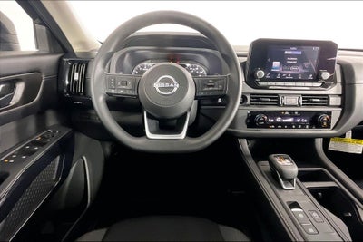2025 Nissan Pathfinder S