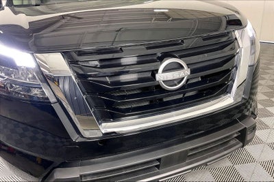 2025 Nissan Pathfinder S