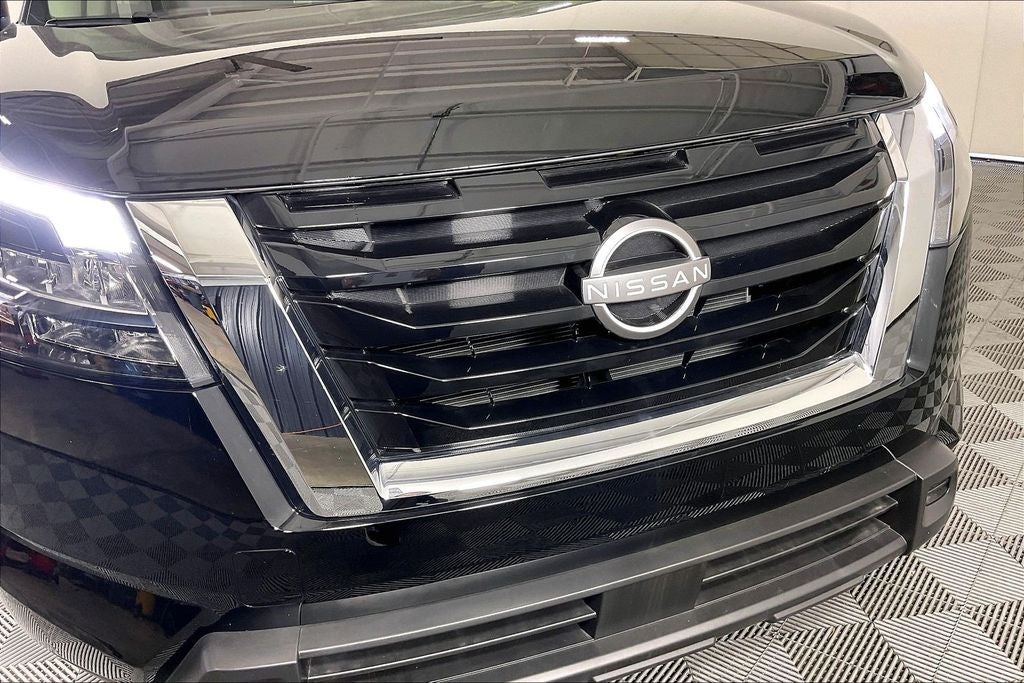 2025 Nissan Pathfinder S