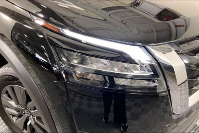 2025 Nissan Pathfinder S
