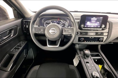 2025 Nissan Pathfinder S
