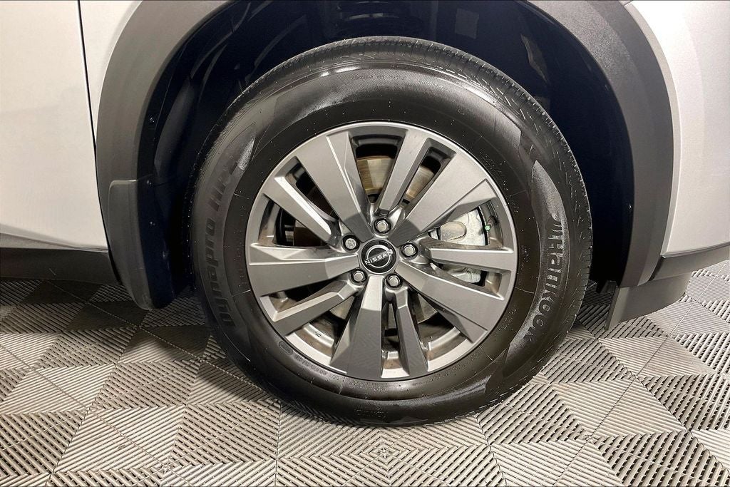 2025 Nissan Pathfinder S