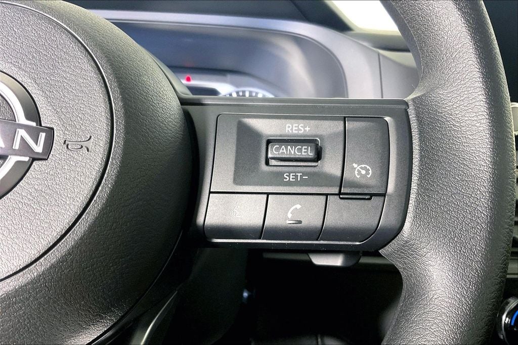 2025 Nissan Pathfinder S