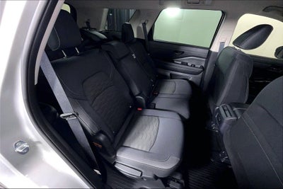 2025 Nissan Pathfinder S