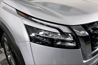 2025 Nissan Pathfinder S