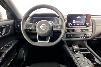 2025 Nissan Pathfinder S