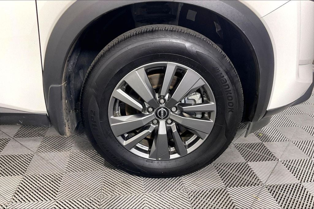 2025 Nissan Pathfinder S