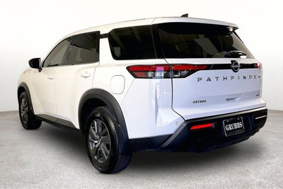 2025 Nissan Pathfinder S