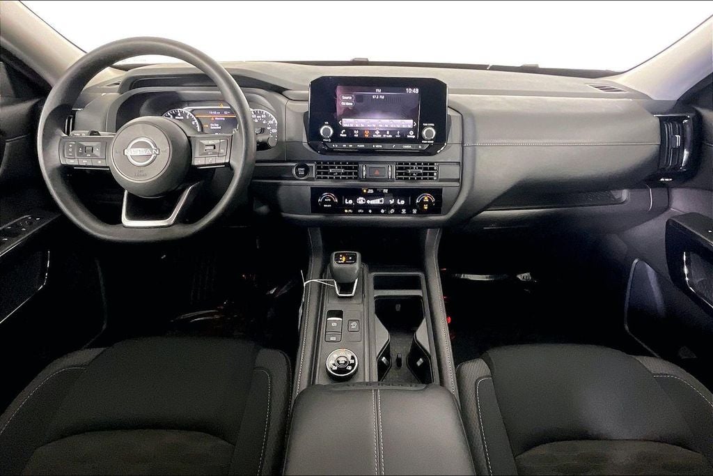 2025 Nissan Pathfinder S