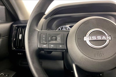 2025 Nissan Pathfinder S