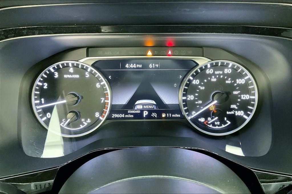 2024 Nissan Pathfinder SV