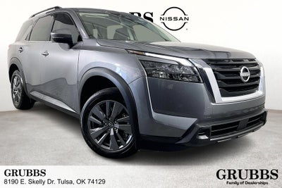 2024 Nissan Pathfinder SV