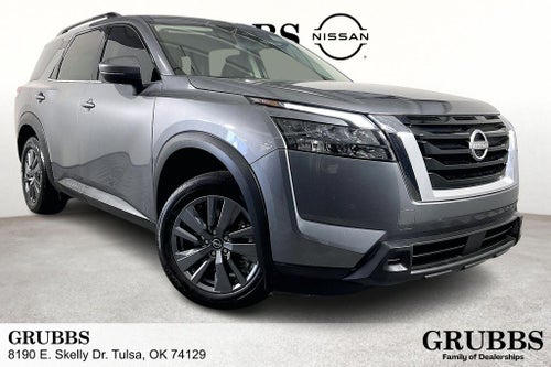 2024 Nissan Pathfinder SV