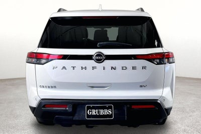 2022 Nissan Pathfinder SV