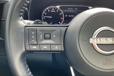 2022 Nissan Pathfinder SV