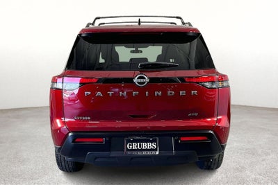 2026 Nissan Pathfinder SV