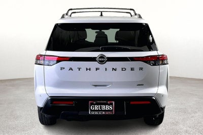 2026 Nissan Pathfinder SV