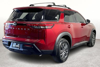 2026 Nissan Pathfinder SV