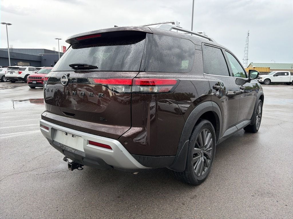2022 Nissan Pathfinder SL
