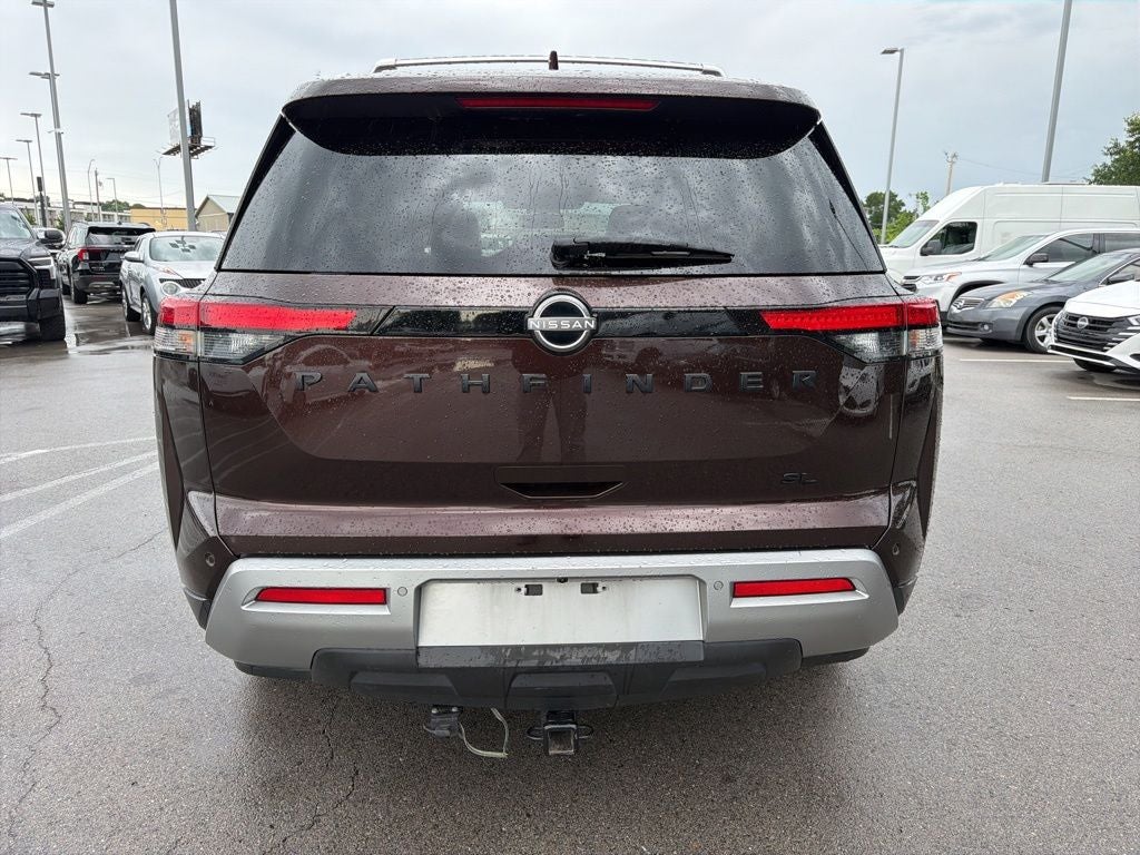 2022 Nissan Pathfinder SL