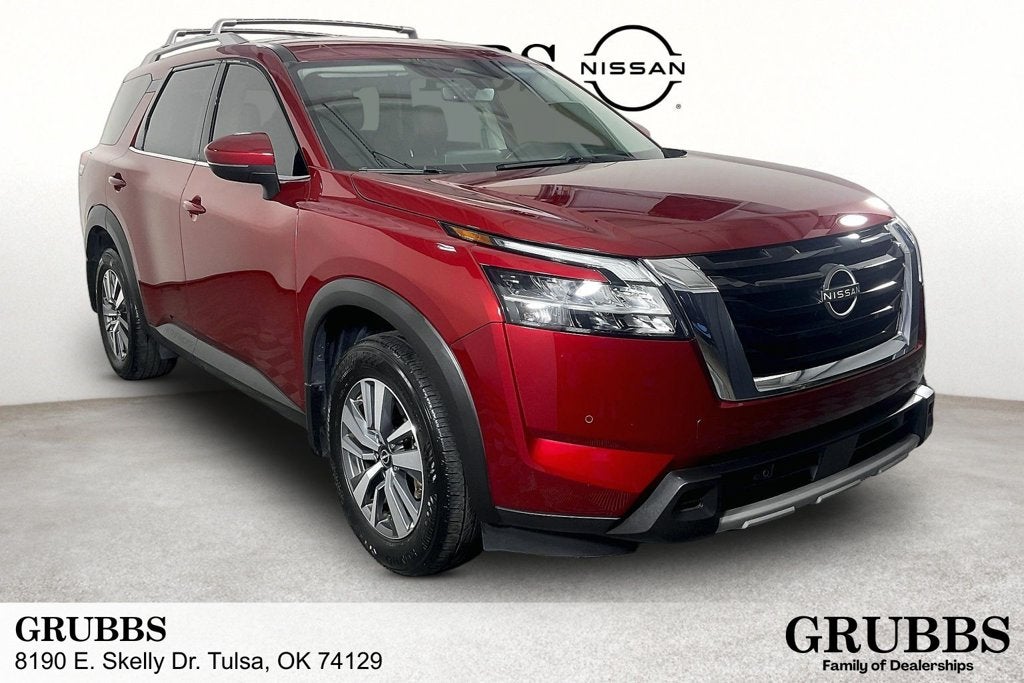2024 Nissan Pathfinder SL