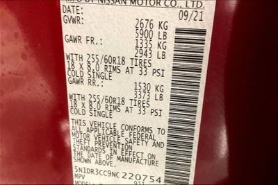 2022 Nissan Pathfinder SL