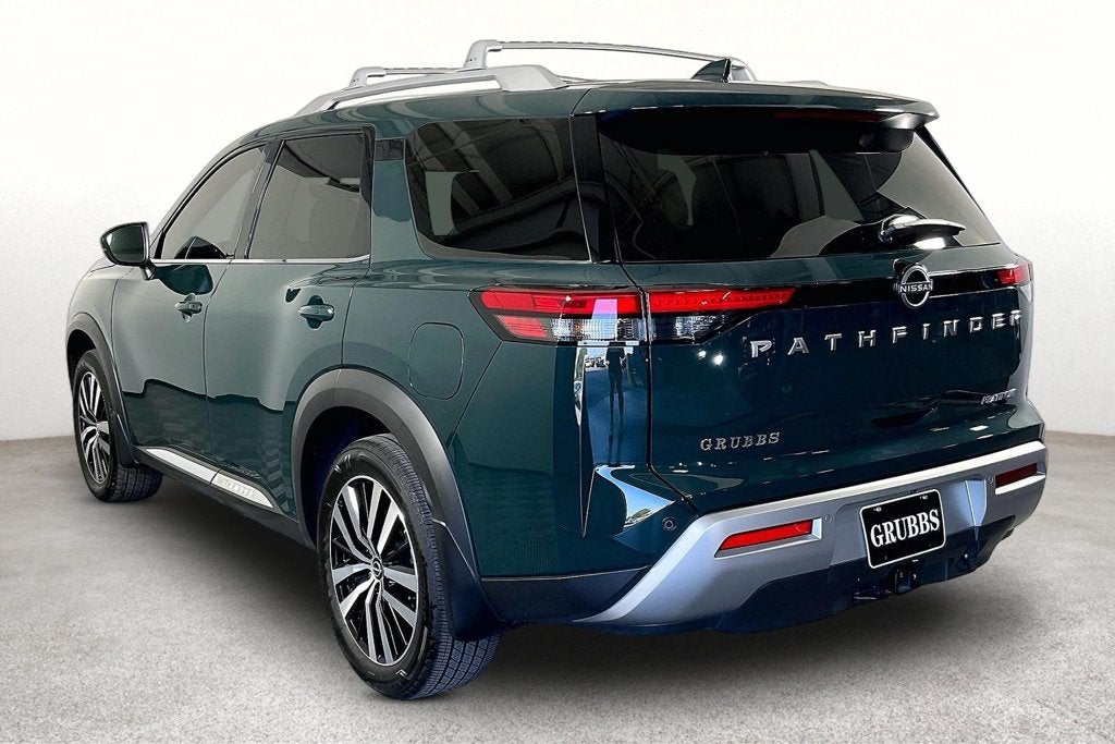 2025 Nissan Pathfinder Platinum