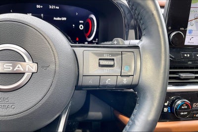 2023 Nissan Pathfinder Platinum