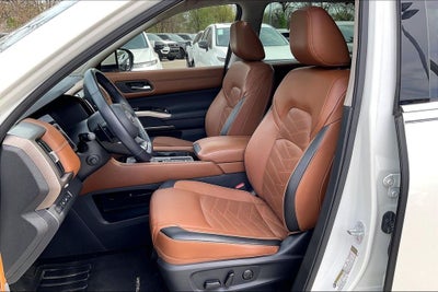 2023 Nissan Pathfinder Platinum