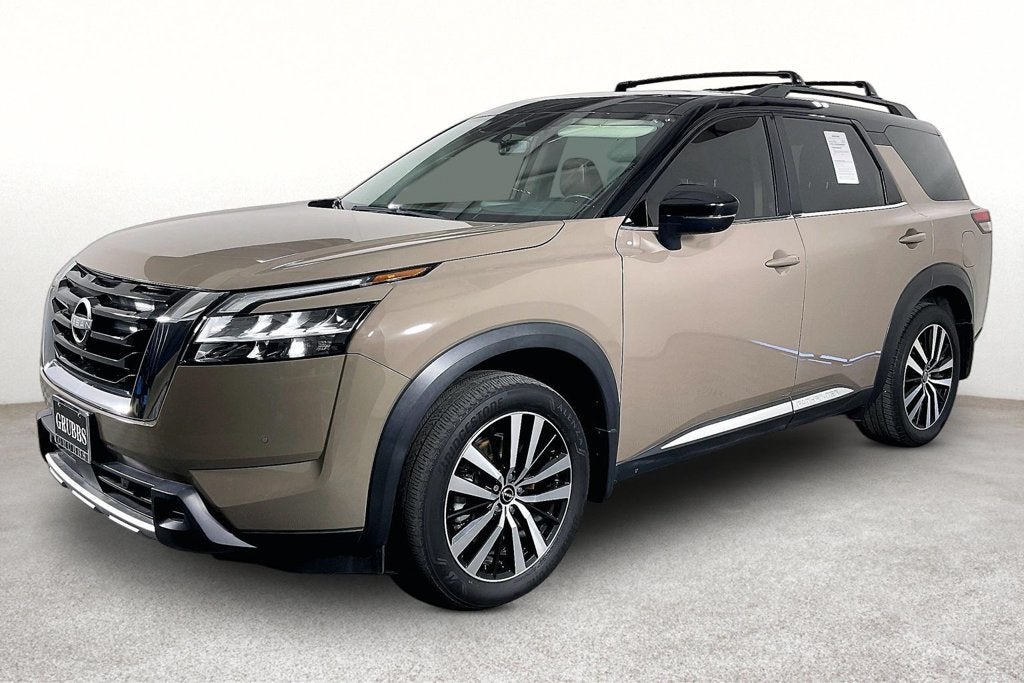 2024 Nissan Pathfinder Platinum
